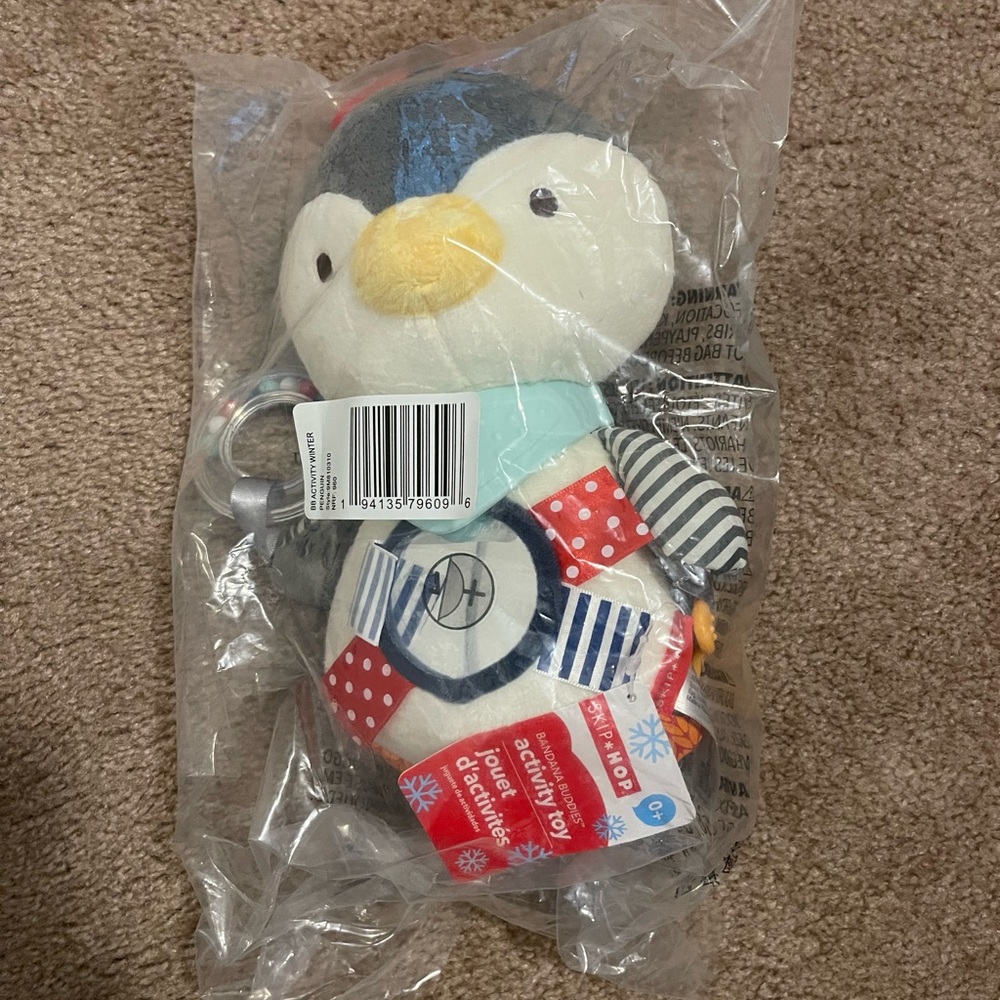 Skip Hop bandana buddies penguin NWT